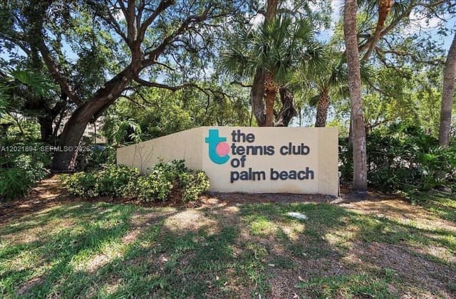 2786 Tennis Club Dr # 302, West Palm Beach FL 33417 - West Palm Beach, FL - Photo 2