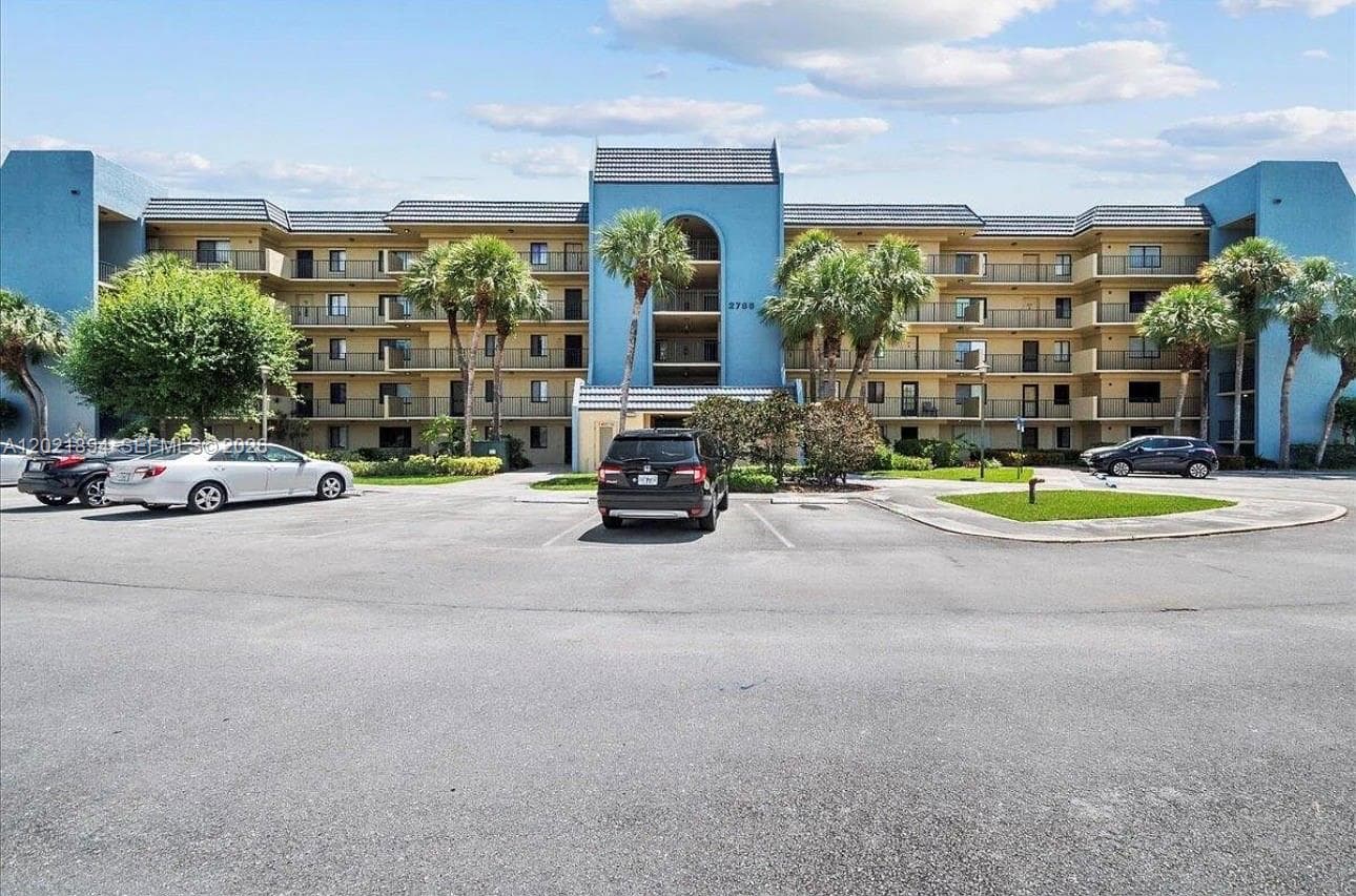 2786 Tennis Club Dr # 302, West Palm Beach FL 33417 - West Palm Beach, FL - Photo 1