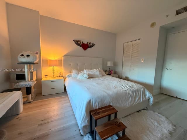 325 S Biscayne Blvd # 2024, Miami FL 33131 - Miami, FL - Photo 6