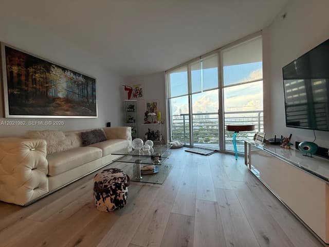 325 S Biscayne Blvd # 2024, Miami FL 33131 - Miami, FL - Photo 3