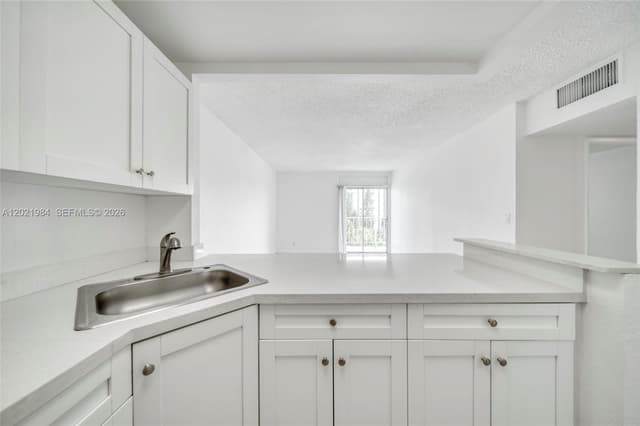 801 NW 47th Ave # 515W, Miami FL 33126 - Miami, FL - Photo 6