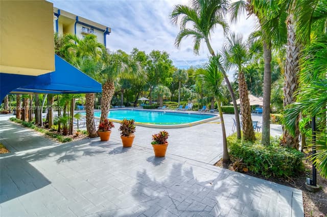 801 NW 47th Ave # 515W, Miami FL 33126 - Miami, FL - Photo 3