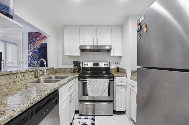 540 Brickell Key Dr # 308, Miami FL 33131 - Miami, FL - Photo 6