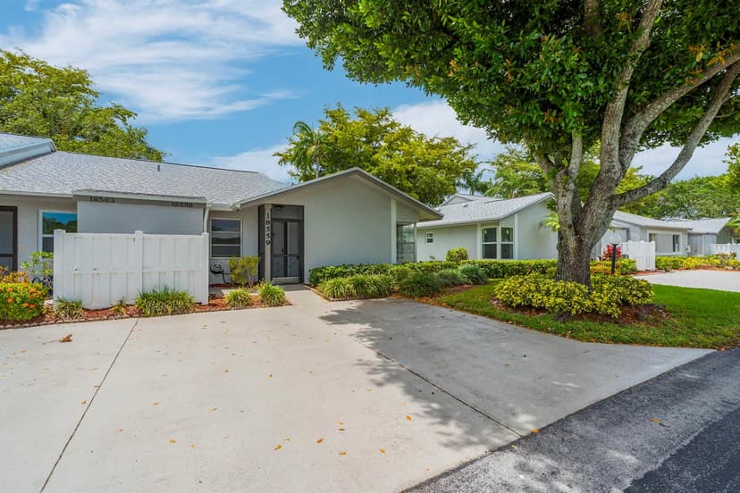 18559 Egret Way, Boca Raton FL 33496