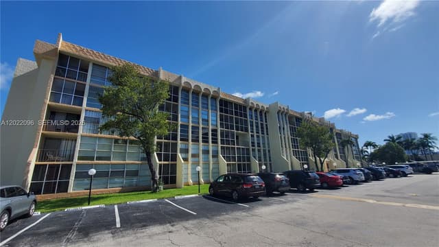 801 Three Islands Blvd # 109, Hallandale Beach FL 33009 - Hallandale Beach, FL - Photo 3