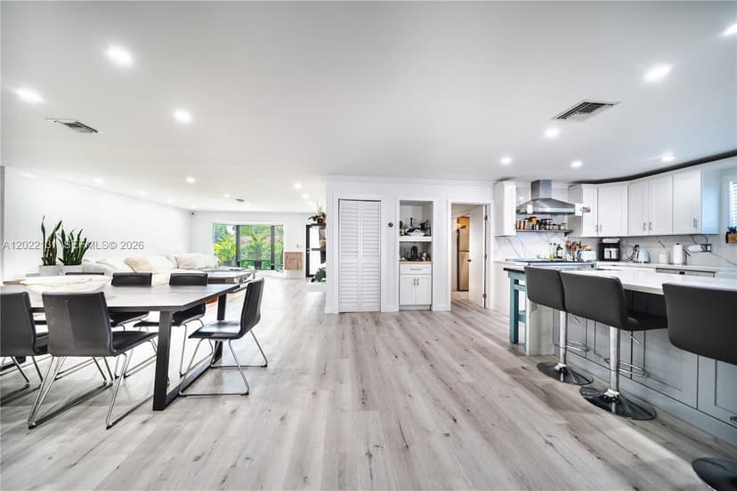 1301 Funston St, Hollywood FL 33019