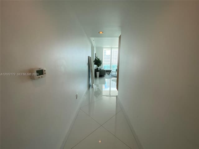950 Brickell Bay Dr # 2206, Miami FL 33131 - Miami, FL - Photo 6