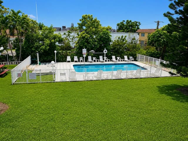 2839 Taylor St # 8, Hollywood FL 33020 - Hollywood, FL - Photo 5