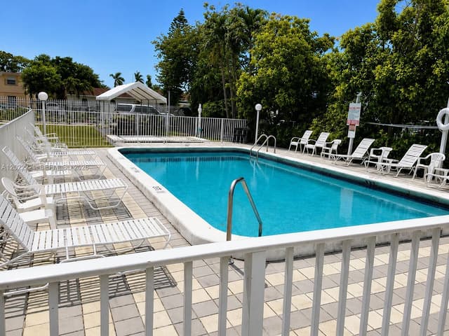 2839 Taylor St # 8, Hollywood FL 33020 - Hollywood, FL - Photo 4