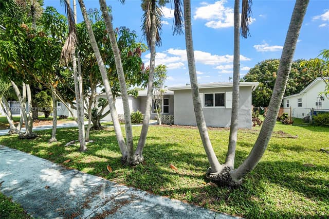 6667 NW 1st St, Margate FL 33063 - Margate, FL - Photo 3