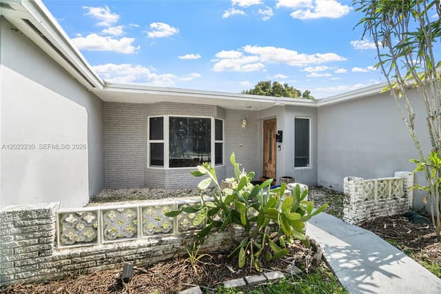 6667 NW 1st St, Margate FL 33063 - Margate, FL - Photo 4