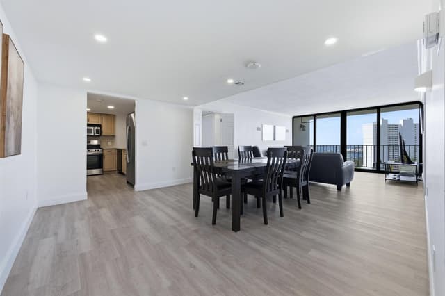 5600 N Flagler Drive # 1605, West Palm Beach FL 33407 - West Palm Beach, FL - Photo 2