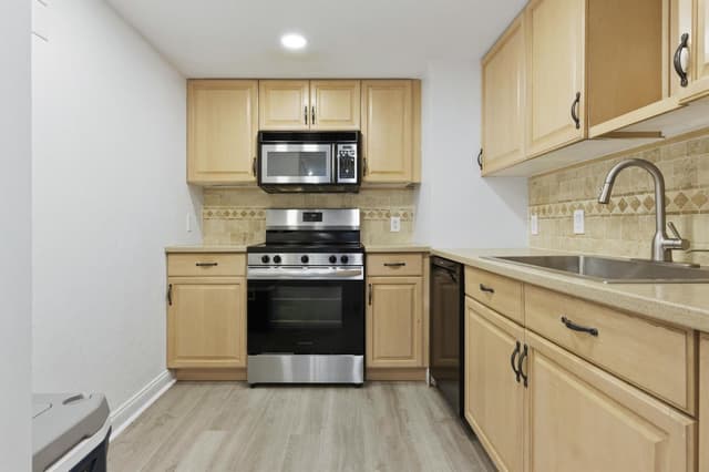 5600 N Flagler Drive # 1605, West Palm Beach FL 33407 - West Palm Beach, FL - Photo 4