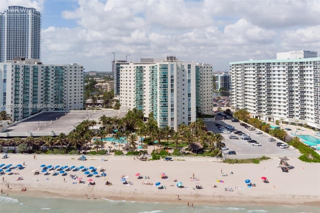 3801 S Ocean Dr # 2Z, Hollywood FL 33019 - Hollywood, FL - Photo 4