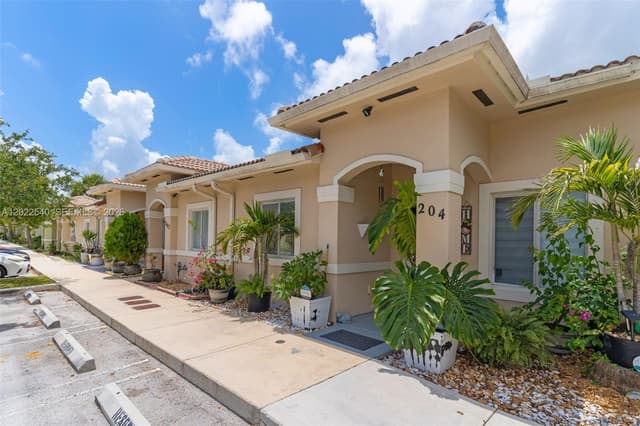 13268 Old Biscayne Dr # 204, Homestead FL 33033 - Homestead, FL - Photo 3