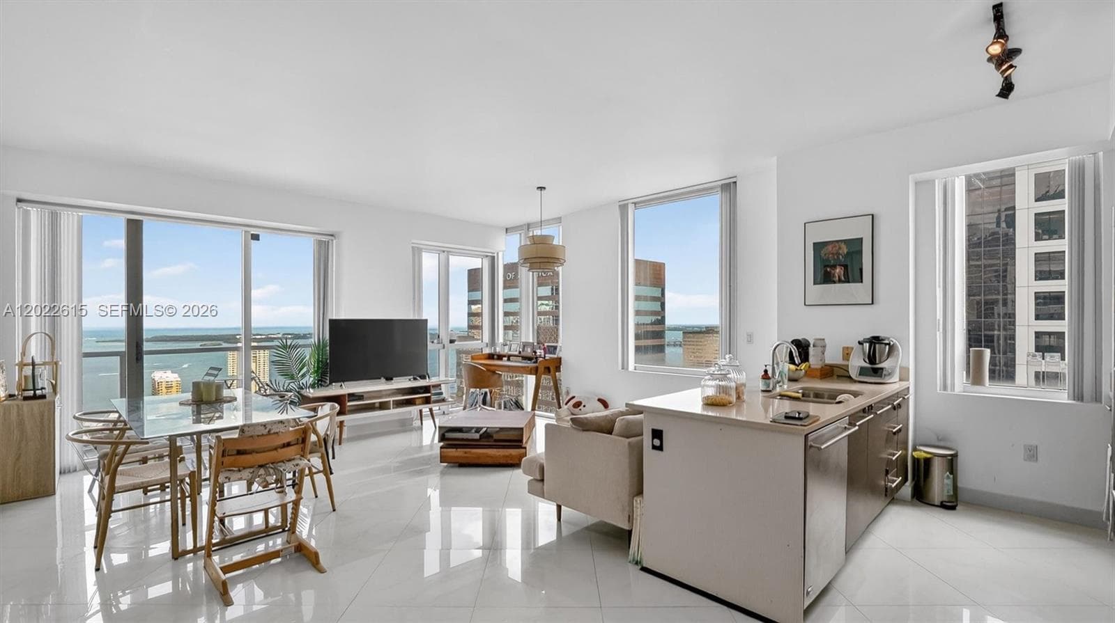 500 Brickell Ave # 4102, Miami FL 33131