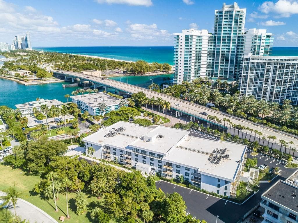 10250 Collins Avenue # 307, Bal Harbour FL 33154