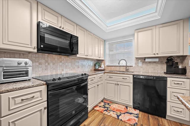 1205 Sandy Lane # 145, Singer Island FL 33404 - Singer Island, FL - Photo 5