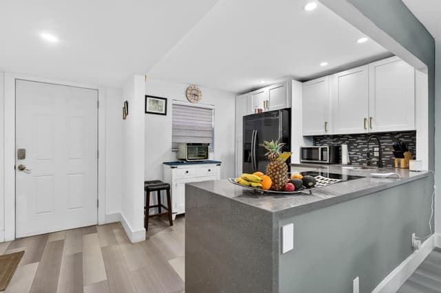 3160 Holiday Springs Boulevard # 112, Margate FL 33063 - Margate, FL - Photo 3