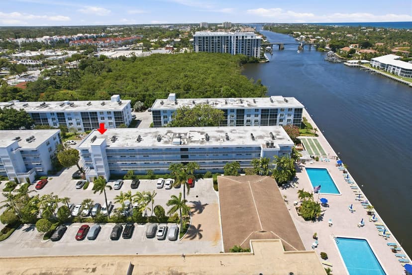 2008 S Federal Highway # 101, Boynton Beach FL 33435