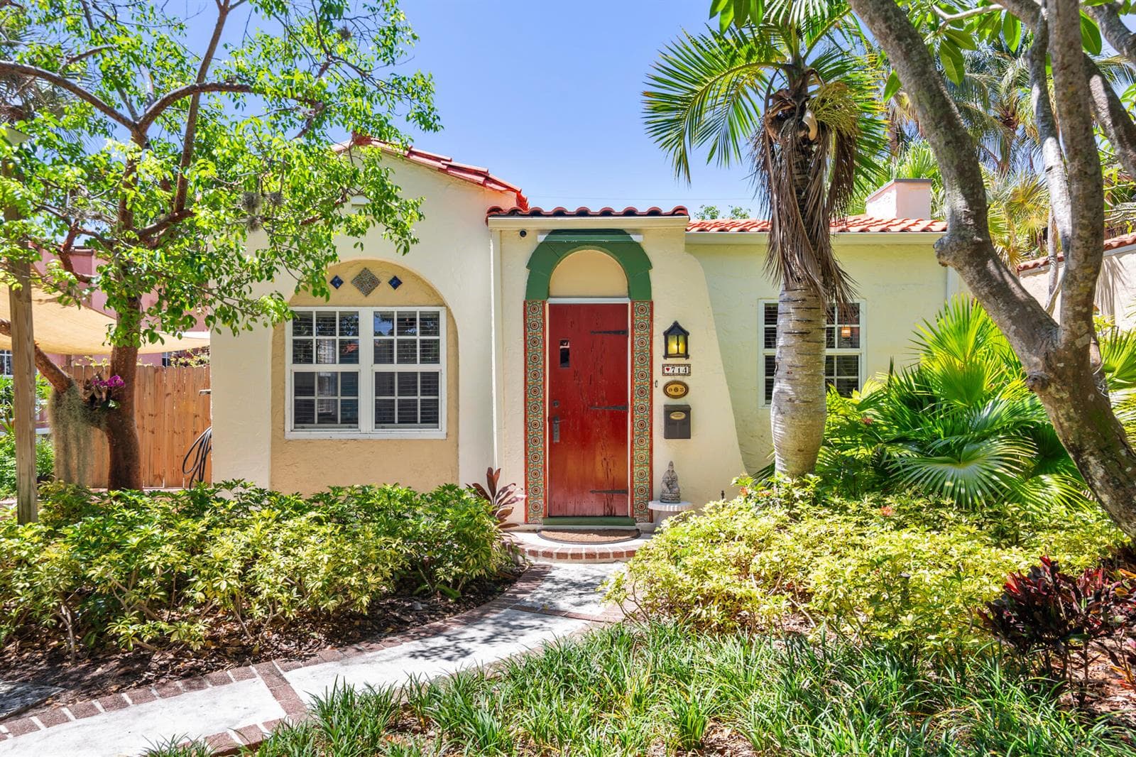 714 Sunset Road, West Palm Beach FL 33401