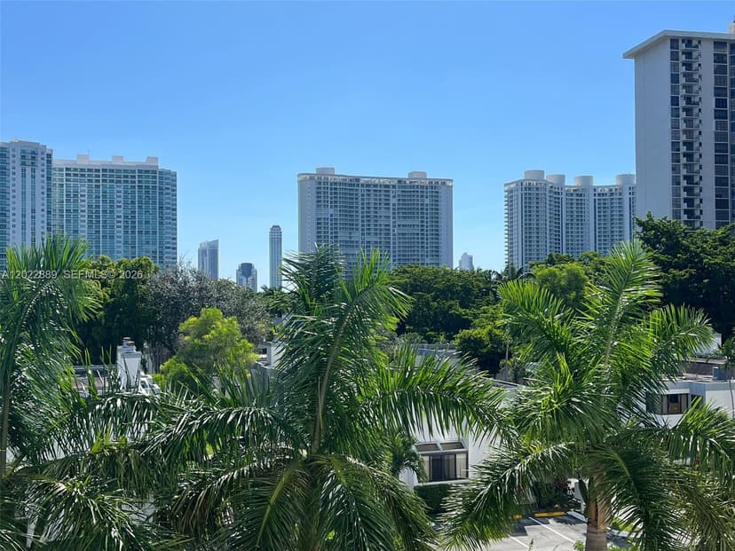 2851 NE 183rd St # 405E, Aventura FL 33160