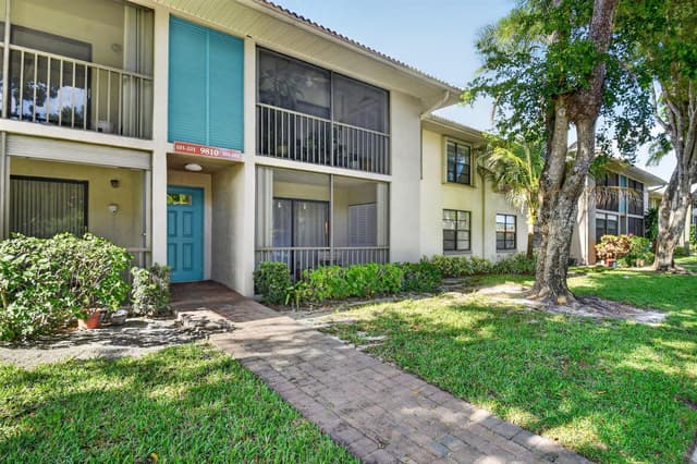9810 Pineapple Tree, Drive # 103, Boynton Beach FL 33436 - Boynton Beach, FL - Photo 3