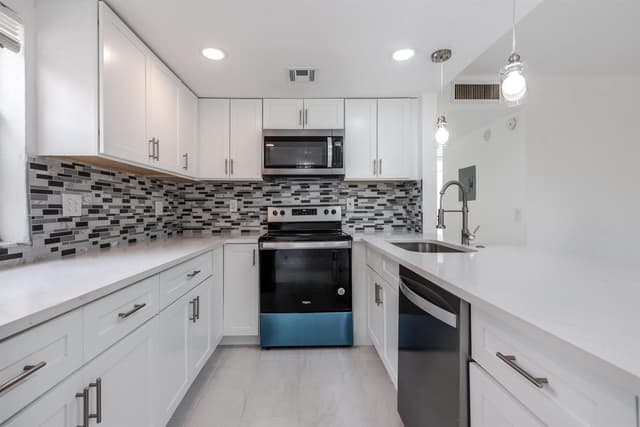 108 Normandy Lane # C, Delray Beach FL 33484 - Delray Beach, FL - Photo 5