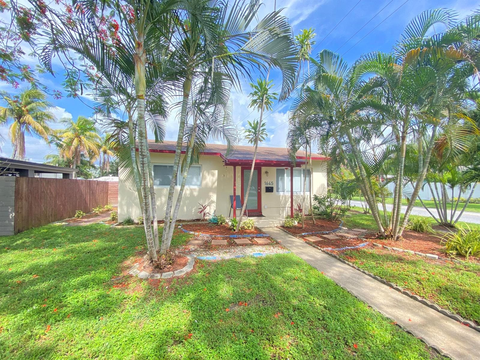 1645 NE 16th Avenue, Fort Lauderdale FL 33305