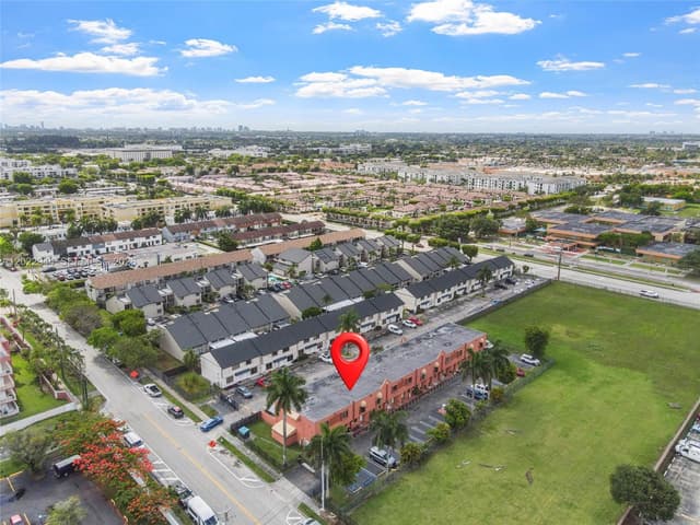 8454 NW 8th St # 2, Miami FL 33126 - Miami, FL - Photo 5