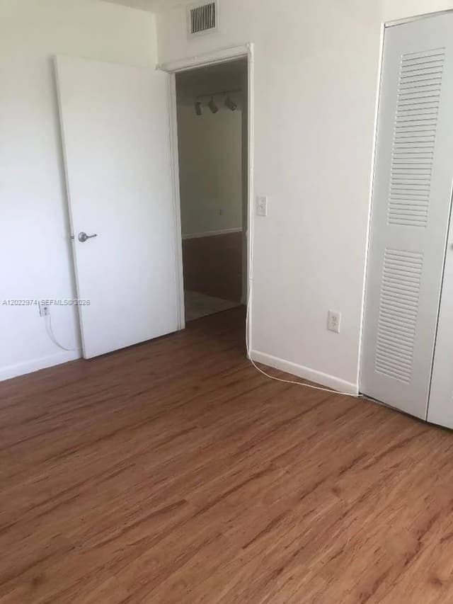 6155 NW 186th St # 209, Hialeah FL 33015 - Hialeah, FL - Photo 7