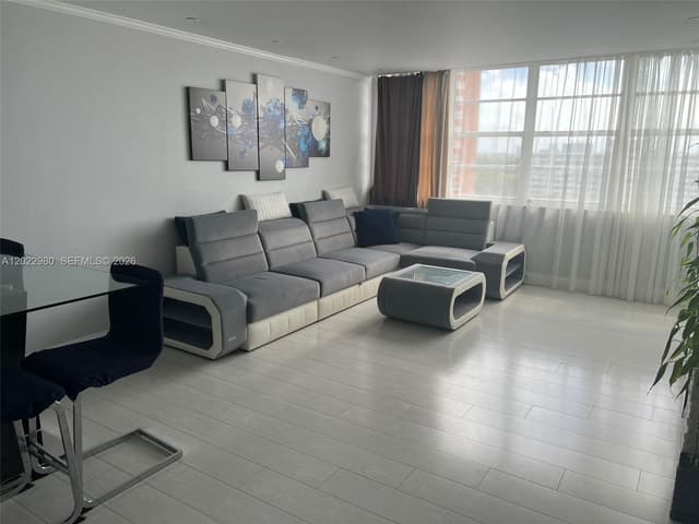 1301 NE Miami Gardens Dr # 1013W, Miami FL 33179 - Miami, FL - Photo 3