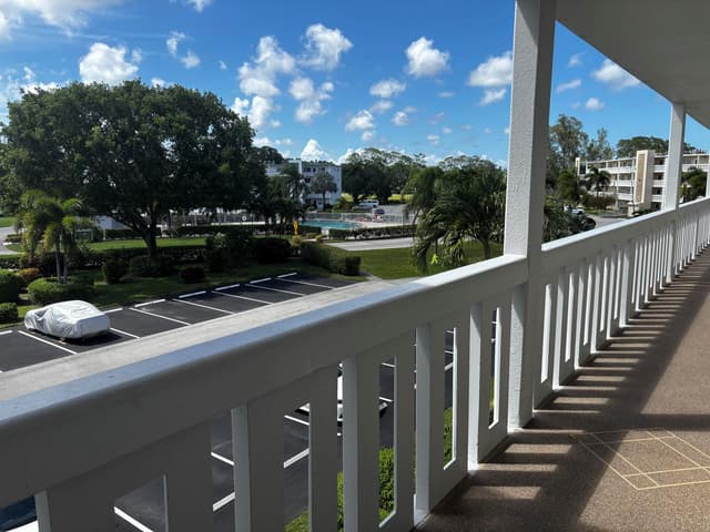309 Grantham A, Deerfield Beach FL 33442 - Deerfield Beach, FL - Photo 2