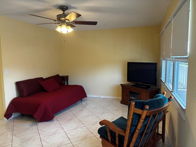 309 Grantham A, Deerfield Beach FL 33442 - Deerfield Beach, FL - Photo 4