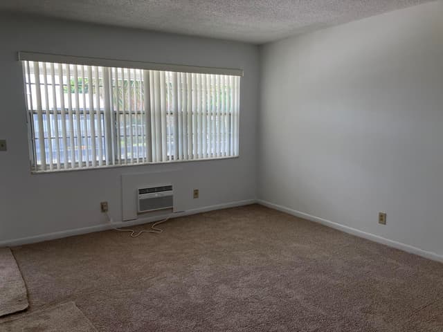 364 Northampton R, West Palm Beach FL 33417 - West Palm Beach, FL - Photo 5