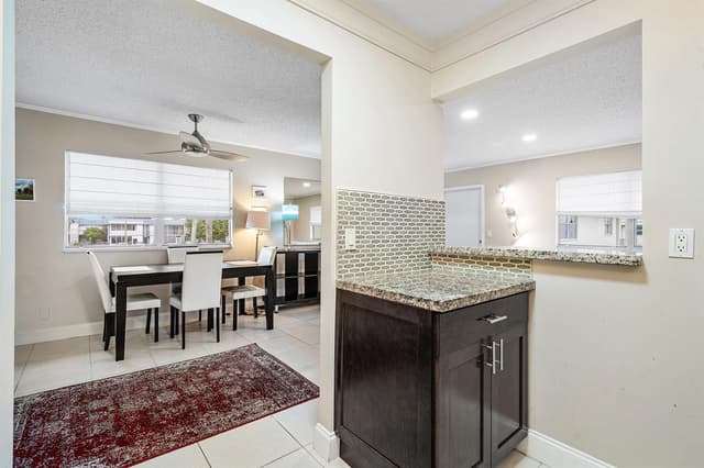 142 Brittany Terrace, Delray Beach FL 33446 - Delray Beach, FL - Photo 4