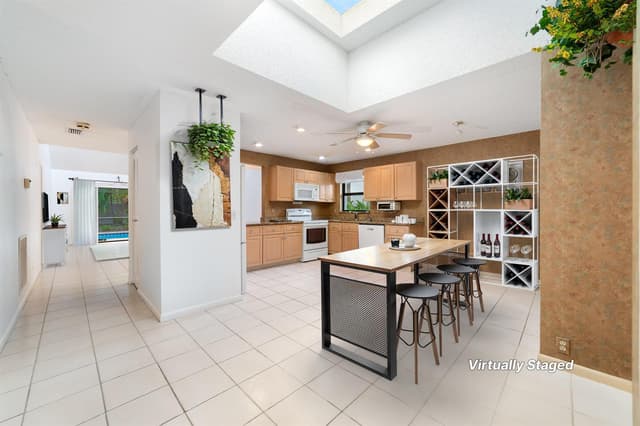 302 Deer Creek Wildwood Lane E, Deerfield Beach FL 33442 - Deerfield Beach, FL - Photo 5