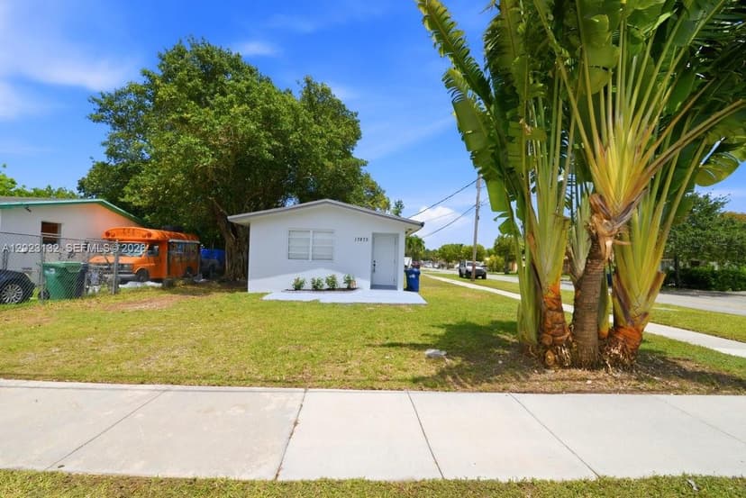 17875 SW 103rd Ave, Miami FL 33157