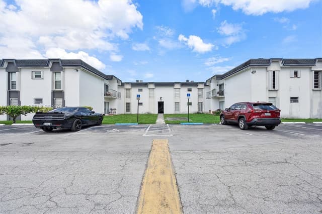 7232 SW 94th Pl # E6, Miami FL 33173 - Miami, FL - Photo 2