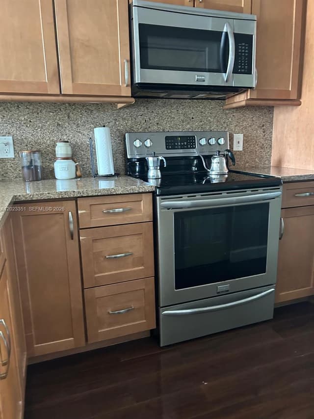 977 Coral Club Dr # 977, Coral Springs FL 33071 - Coral Springs, FL - Photo 7