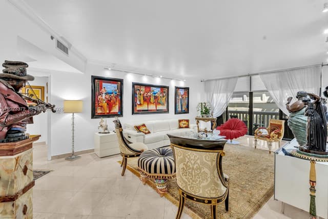 2000 Island Blvd # 305, Aventura FL 33160 - Aventura, FL - Photo 4