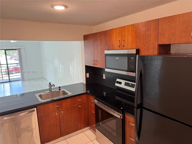 20825 NE 8th Ct # 19, Miami FL 33179 - Miami, FL - Photo 2