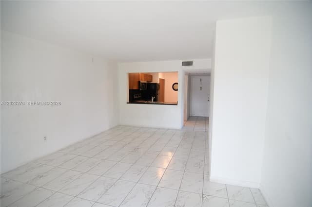 20825 NE 8th Ct # 19, Miami FL 33179 - Miami, FL - Photo 4