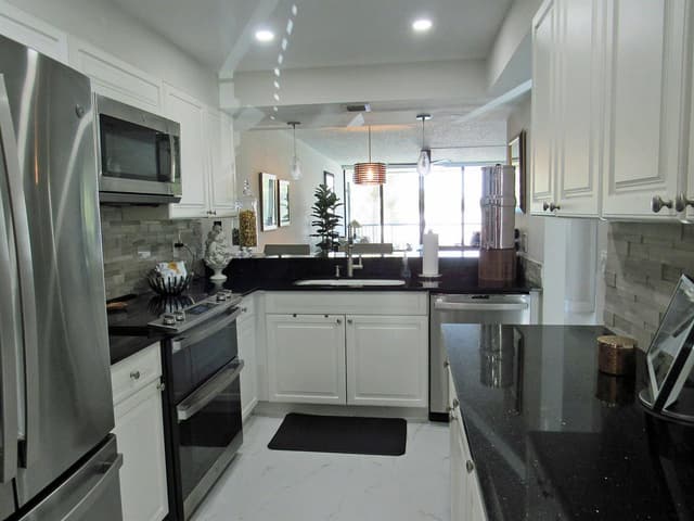 21 Royal Palm Way # 2020, Boca Raton FL 33432 - Boca Raton, FL - Photo 7