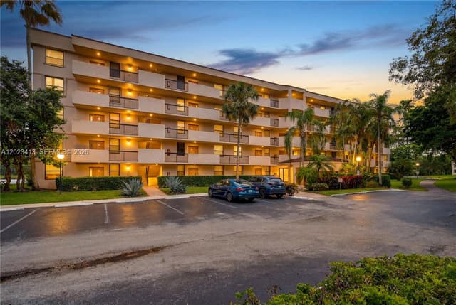 2768 S Carambola Cir S # 206, Coconut Creek FL 33066 - Coconut Creek, FL - Photo 7