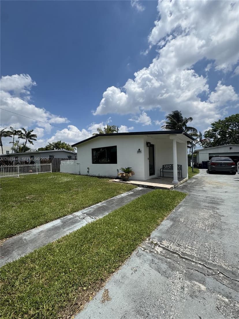 5701 SW 117th Ave, Miami FL 33183
