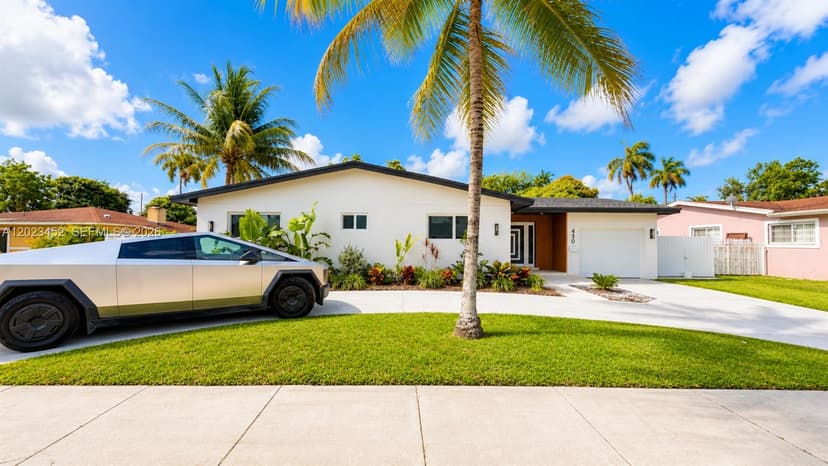 430 NE 145th St, Miami FL 33161