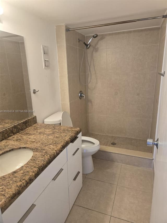 16950 W Dixie Hwy # B320, North Miami Beach FL 33160 - North Miami Beach, FL - Photo 3