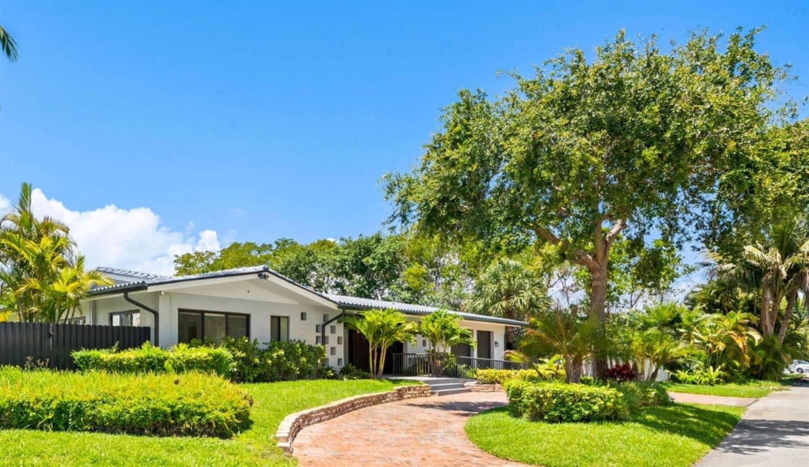 2811 NE 53rd Court, Lighthouse Point FL 33064 - Lighthouse Point, FL - Photo 1