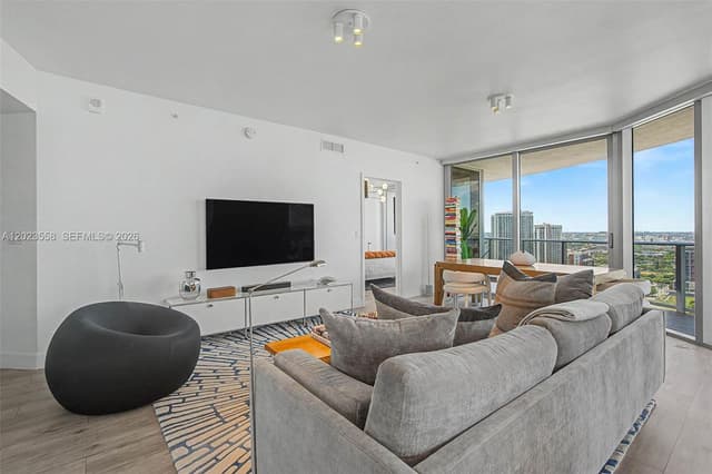 488 NE 18th St # 3101, Miami FL 33132 - Miami, FL - Photo 3